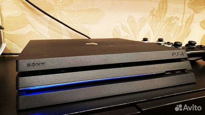 Sony playstation 4 PS4 pro