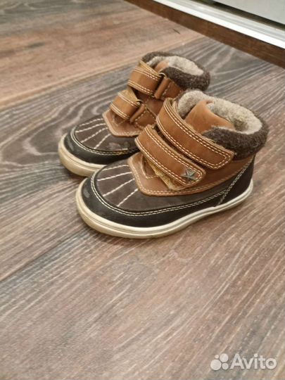 Ботинки детские 22