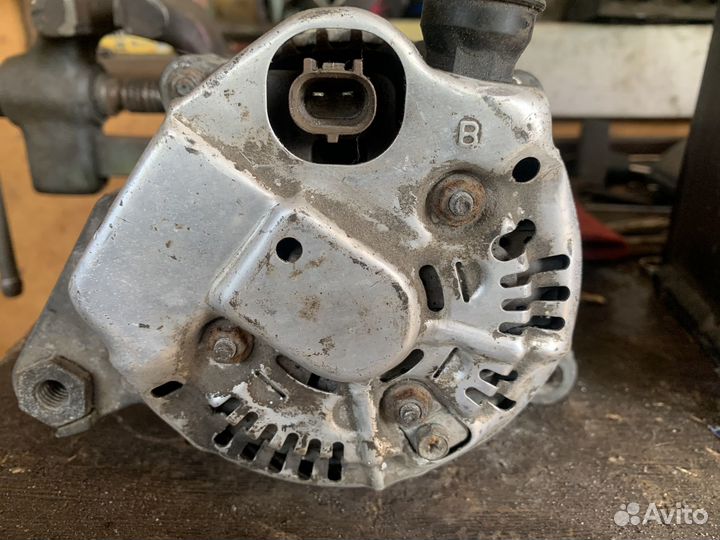 Генератор Волга Сайбер 2.4