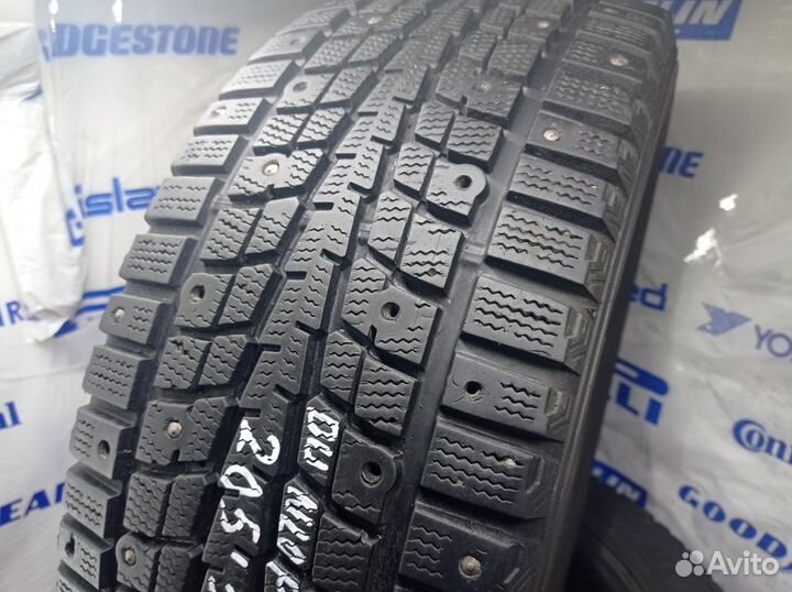 Dunlop SP Winter ICE 01 205/55 R16 94T