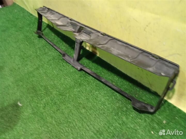 Воздуховод радиатора нижний BMW 5 F10/F11 2009