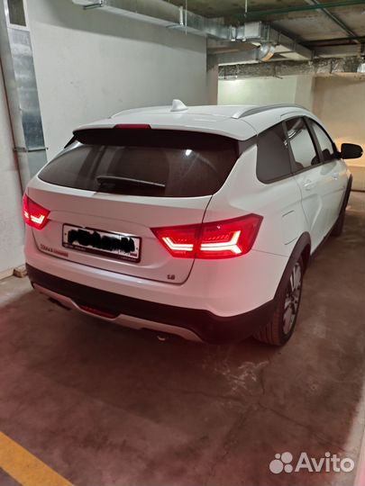 Задние LED фонари Веста