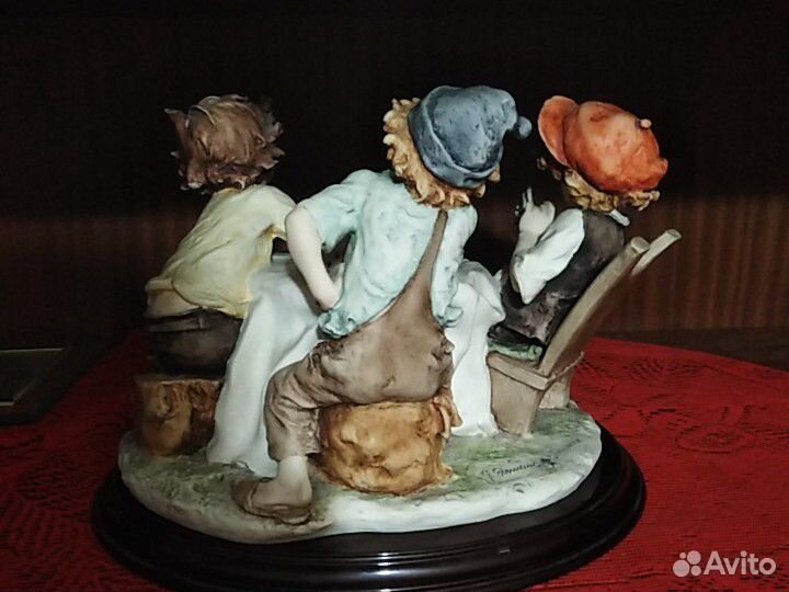 Маленькие обманщики скульптура бисквит