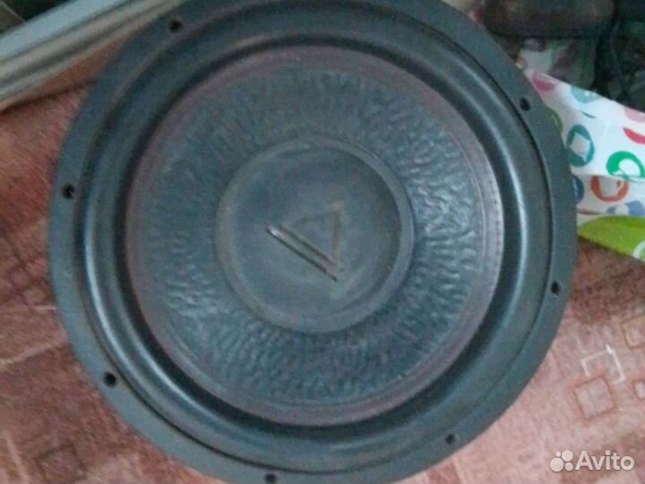 Сабвуфер aura 12