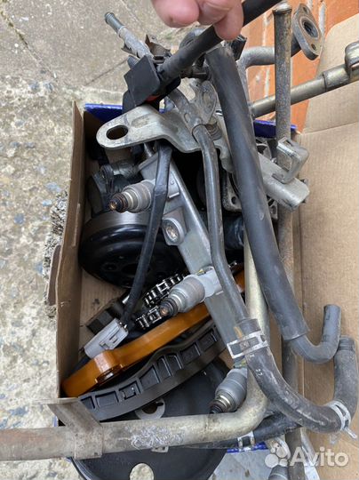 Топливная рампа Mitsubishi Colt