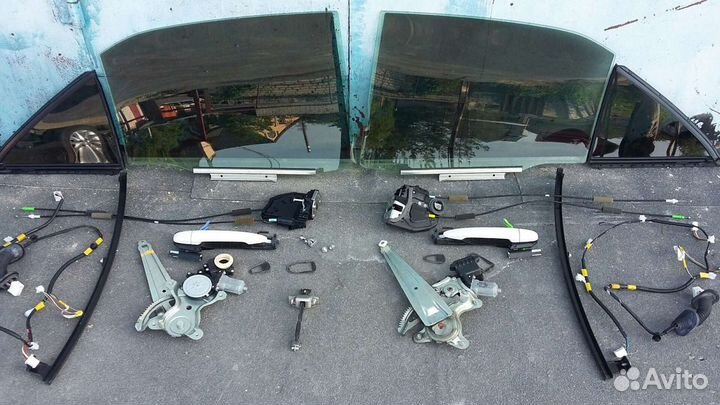 Стеклоподъемник двери Toyota Camry 40