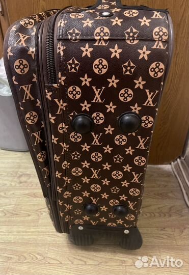 Чемодан louis vuitton