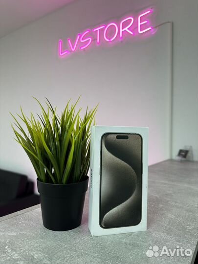 iPhone 15 Pro, 256 ГБ