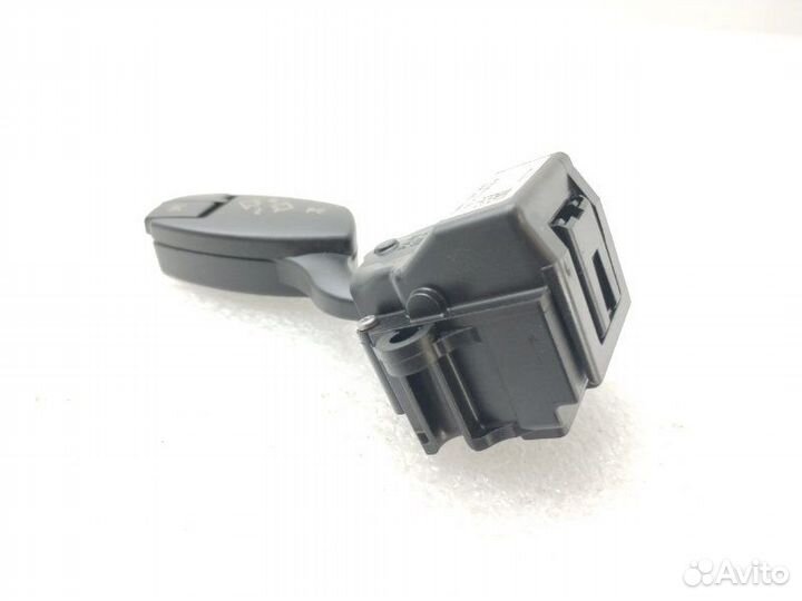 Подрулевой переключатель поворотников Bmw 6-Series