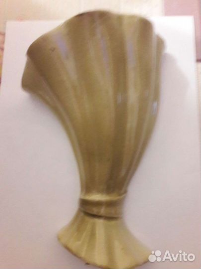 Кашпо фарфоровое настенное