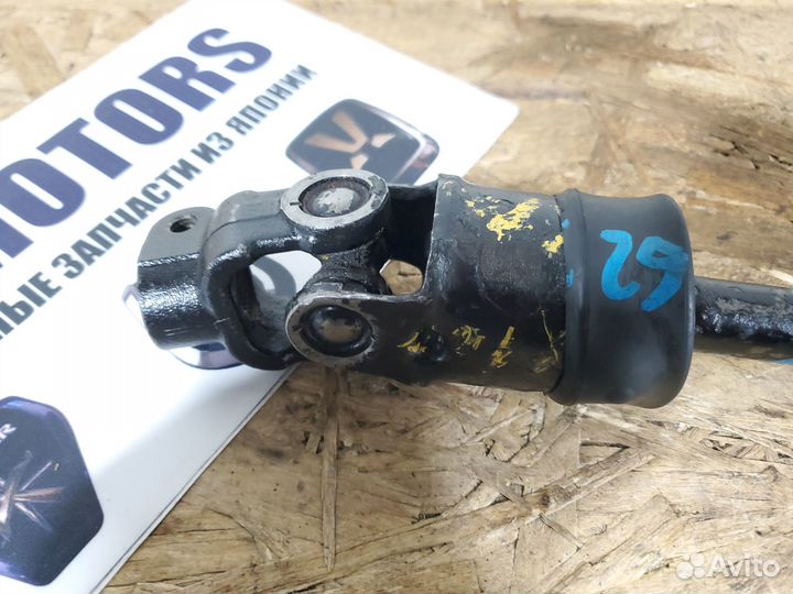 Рулевой карданчик в сборе Toyota Mark II GX100