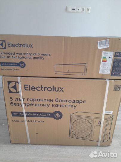 Кондиционер Electrolux eacs-18HF/N3 белый