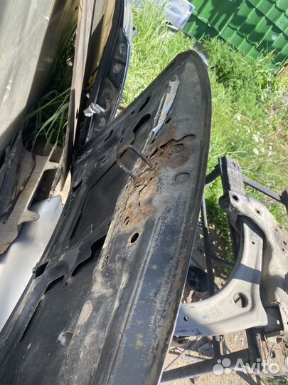 Dodge caliber капот