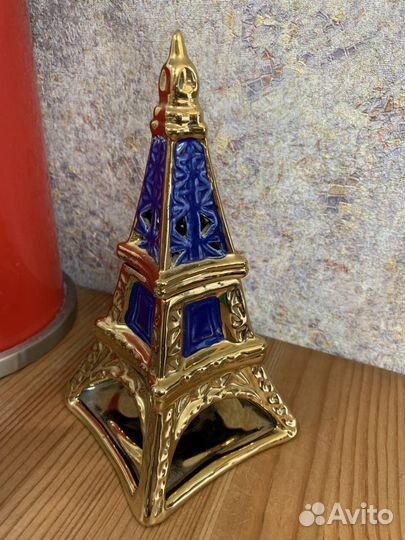 Эйфелева башня