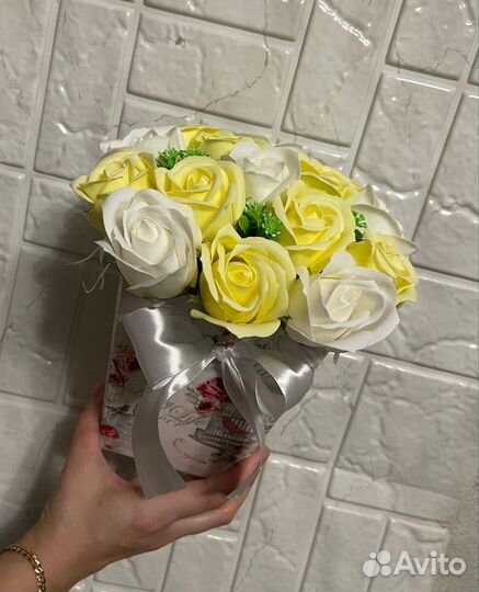 Букеты из мыльных роз