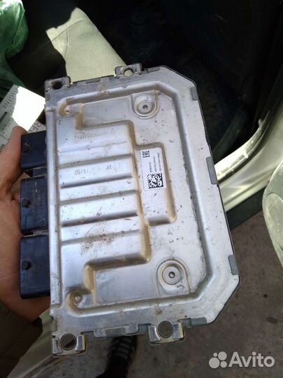 Эбу Электронный блок управления Рено Дастер 2