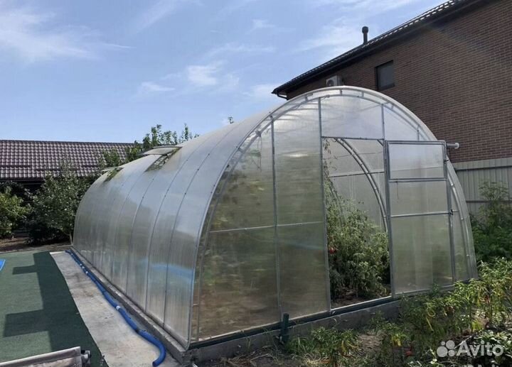 Теплица из поликарбоната