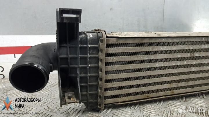 Радиатор интеркулера Volvo V50 2006
