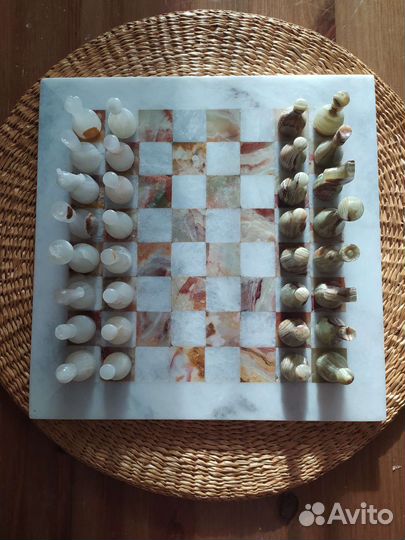 Шахматы из оникса