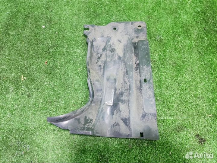 Пыльник двигателя боковой левый Mazda 3 (BL) 2013