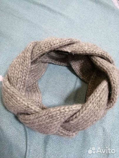 Повязка на голову вязаная