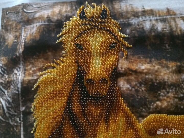 Картина вышитая бисером. Размер 44*35