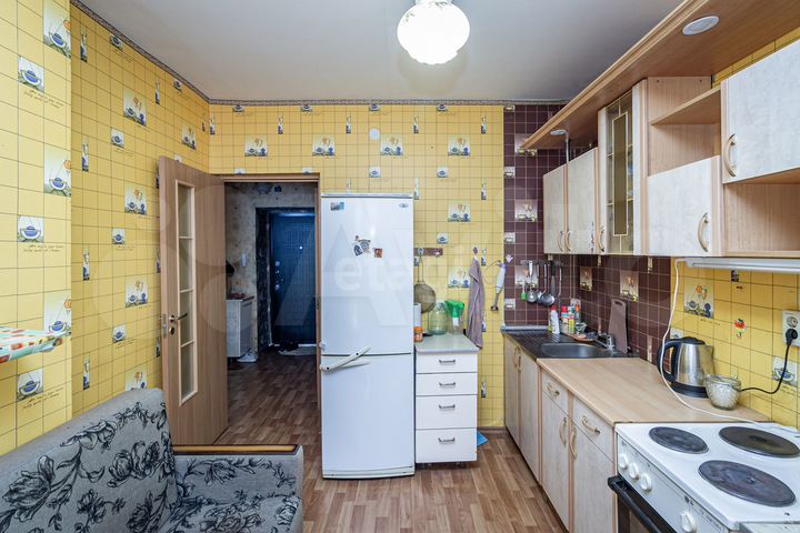 1-к. квартира, 42 м², 1/9 эт.