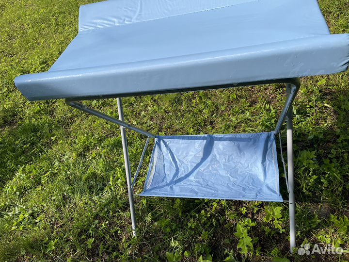 Пеленальный столик