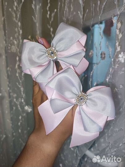 Брошь -галстук и бантики