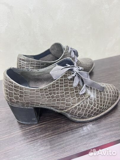 Полуботинки женские