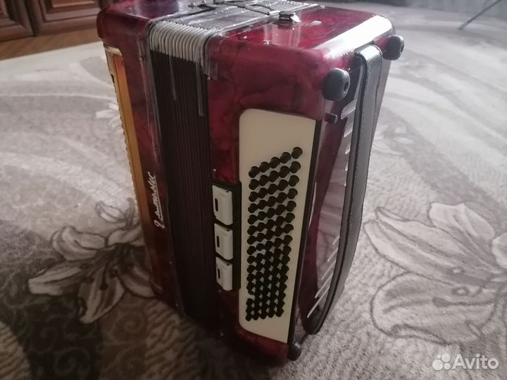 Продам аккордеон