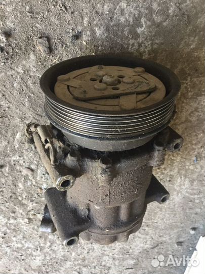 Компрессор кондиционера Renault Symbol