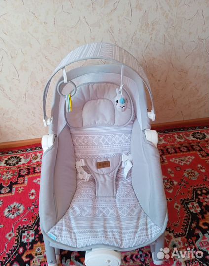 Продам шезлонг детский