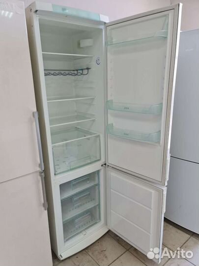 Холодильник electrolux