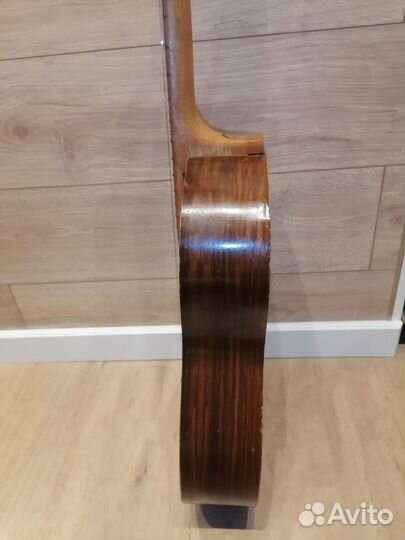 Акустическая гитара (советская)