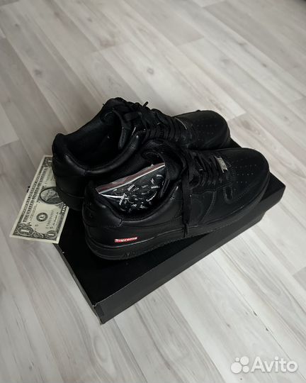 Nike air force 1 supreme