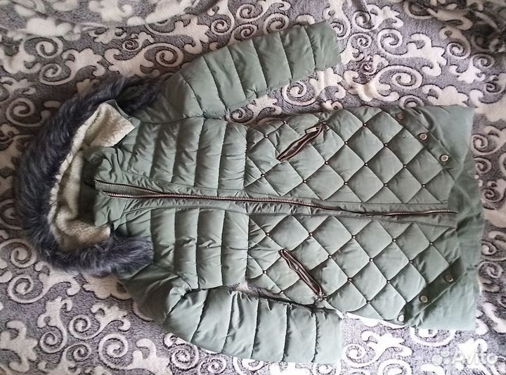 Зимняя куртка на девочку
