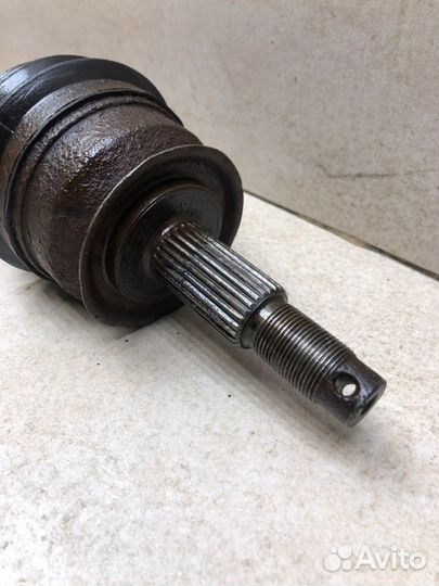 Полуось привод передний левый Dodge Caravan 4 EDZ