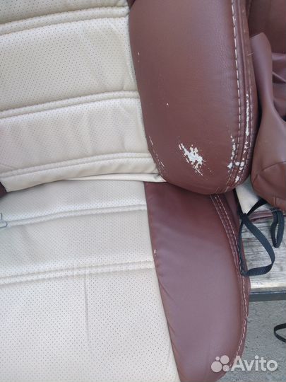 Чехлы на автомобильные сидения