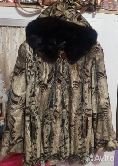 Шубка норковая с капюшоном