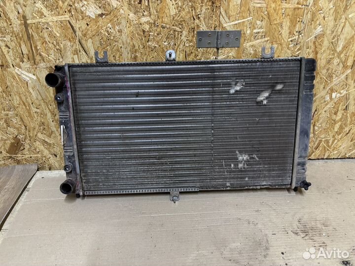 Радиатор охлаждения priora