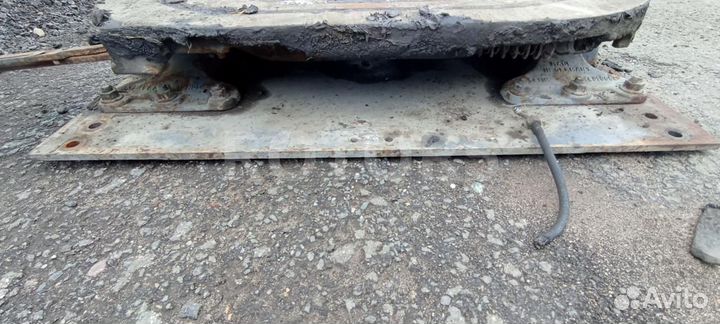 Проставка (плита) седла DAF XF 105 2011