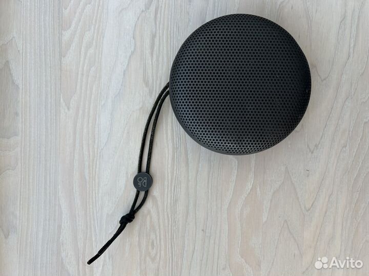 Колонка Bang olufsen beosound a1