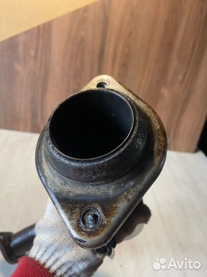 Приемная труба глушителя Mitsubishi Pajero V60