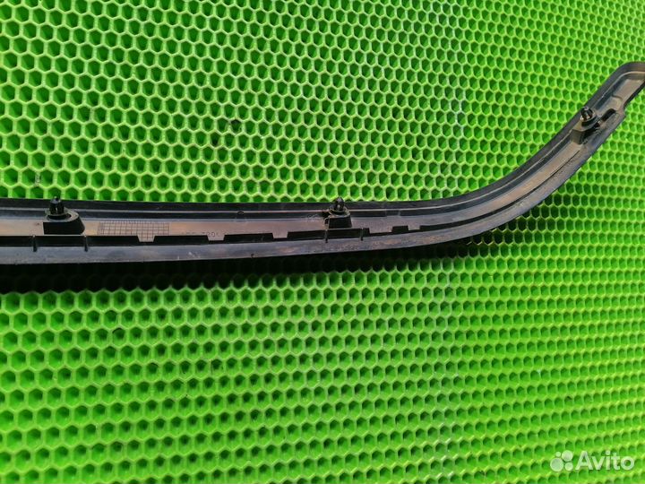 Накладка двери Фольксваген Гольф 5