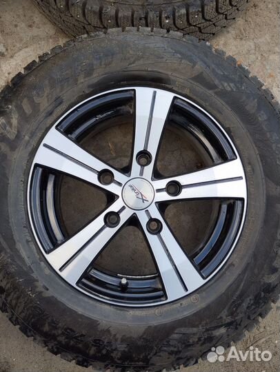 Комплект колес на chevrolet niva