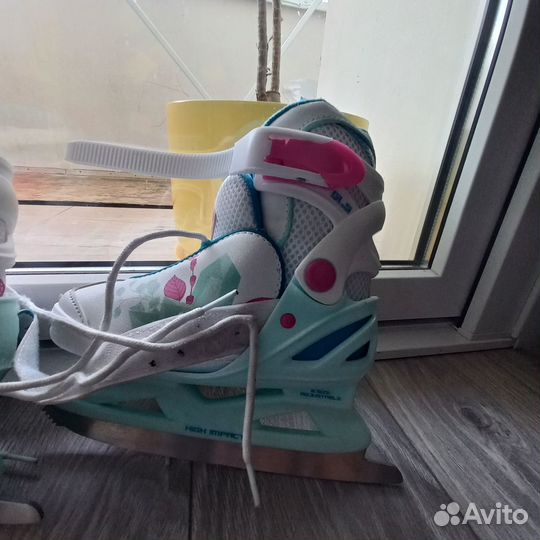 Коньки детские