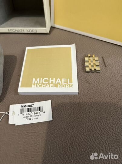 Часы женские Michael Kors