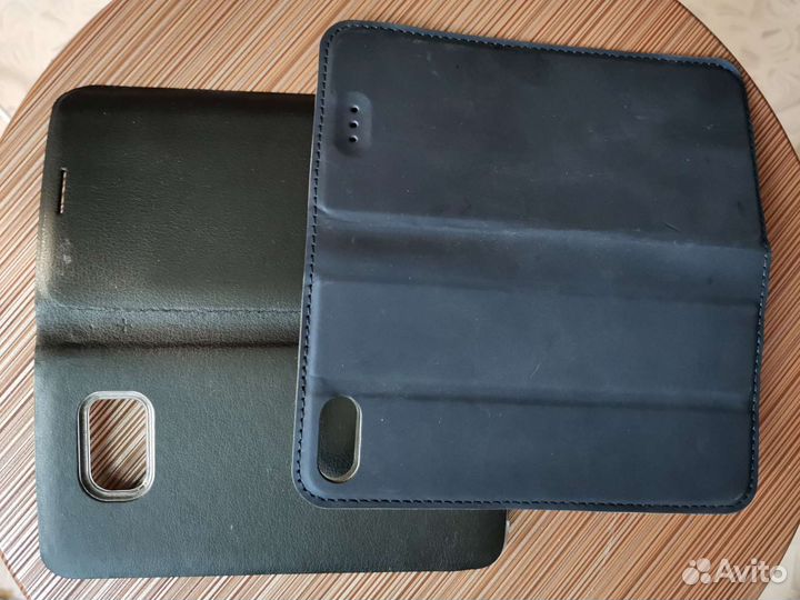 Чехол для телефона и наушники