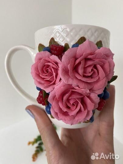 Кружка с декором из полимерной глины